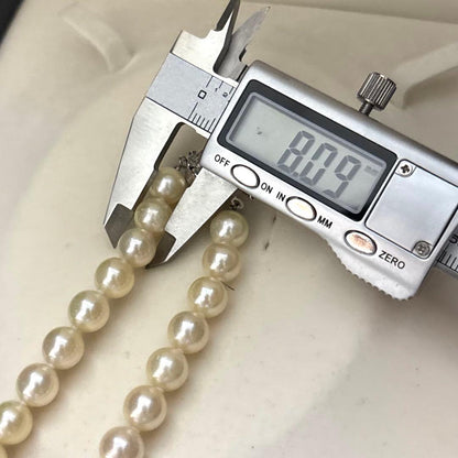 Aoya pearl necklace with 8.5mm Akoya pearls in champagne gold, 44cm length