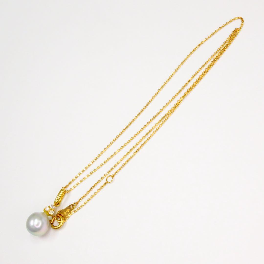 18K gold necklace with gray Akoya pearls and three small diamonds totaling 0.03 ct, 40cm length