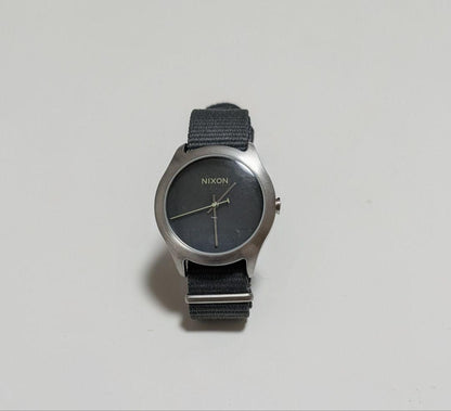 NIXON A045-0A2 Analog Men's Watch — Japanese