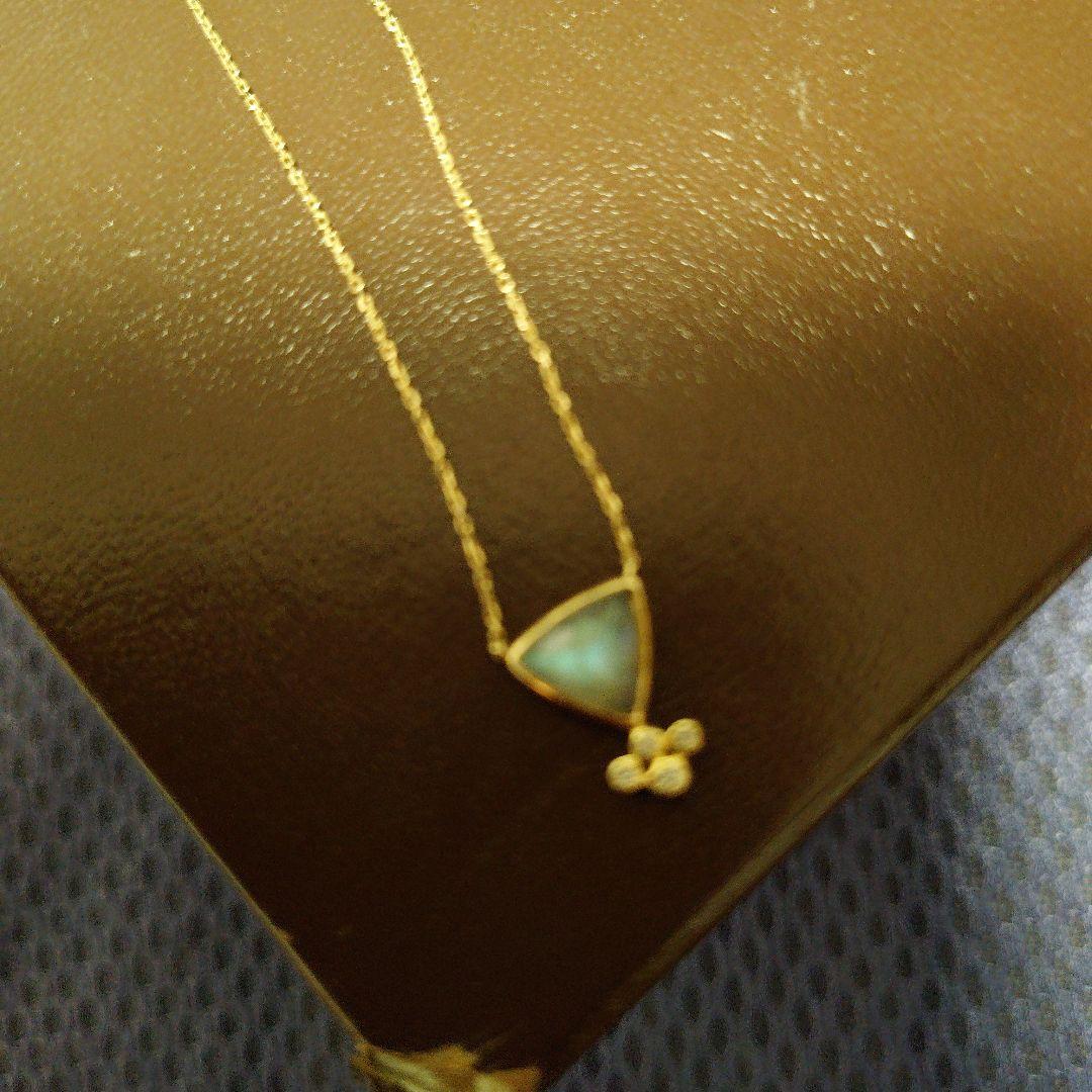 K18 gold necklace with labradorite and 0.2 carat diamonds, 40 cm length, pendant size 1.2 by 0.9 cm