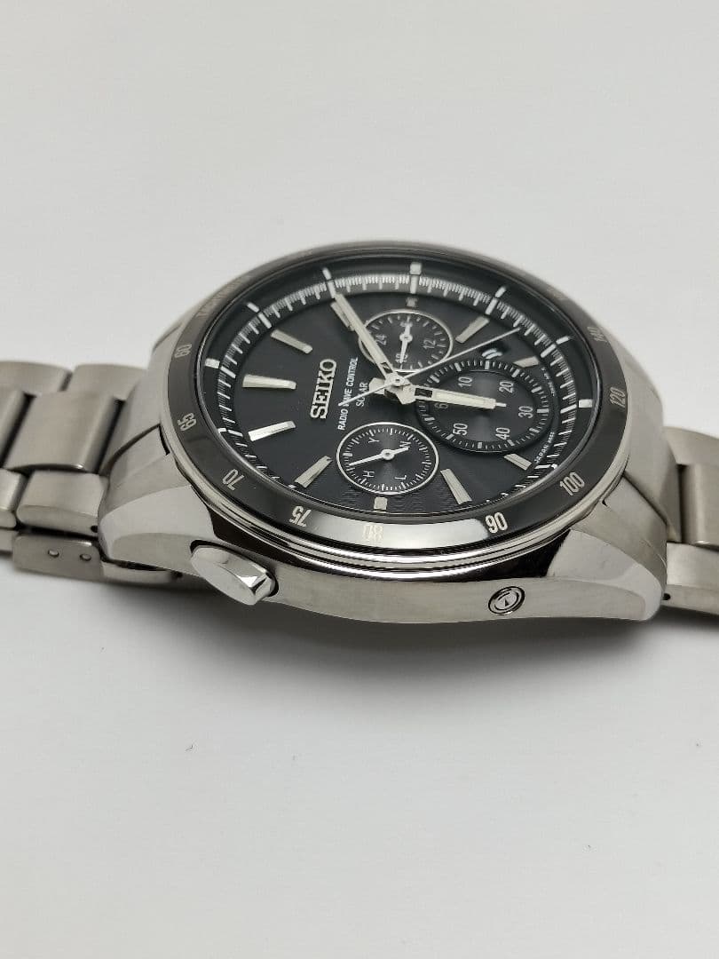 SEIKO 8B82 Solar Men's Watch — Japanese