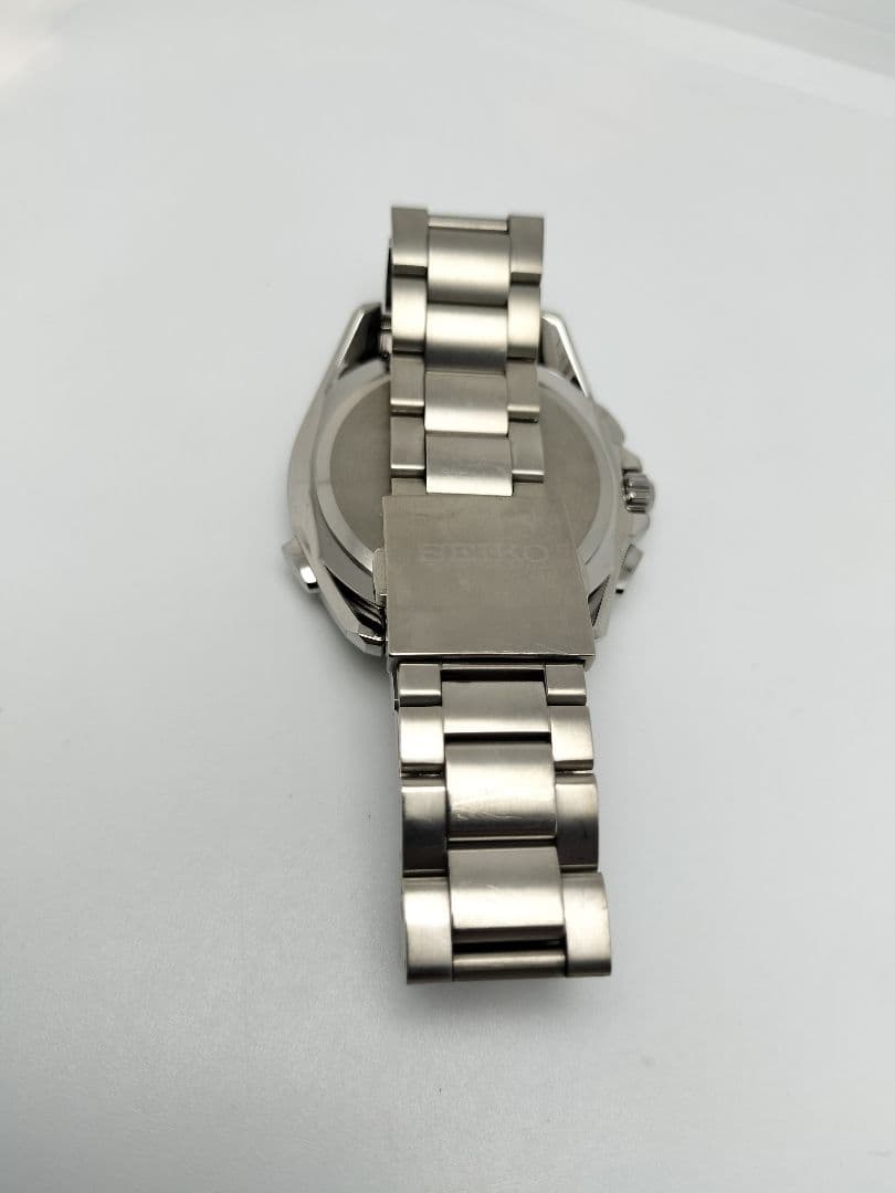 SEIKO 8B82 Solar Men's Watch — Japanese