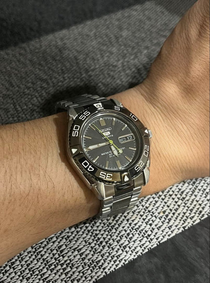 SEIKO 5 Sports Black Bezel Silver Bracelet Automatic Men's Watch — Japanese