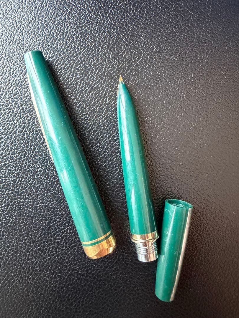 Pilot SCRIPT fountain pen with 18K nib in green color shown at a slight angle
