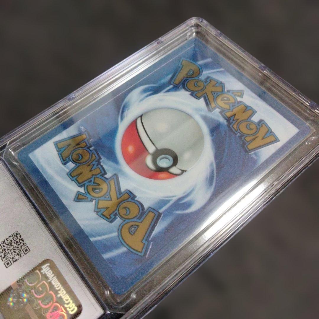 CGC9 Mint Pokemon Charizard — Japanese
