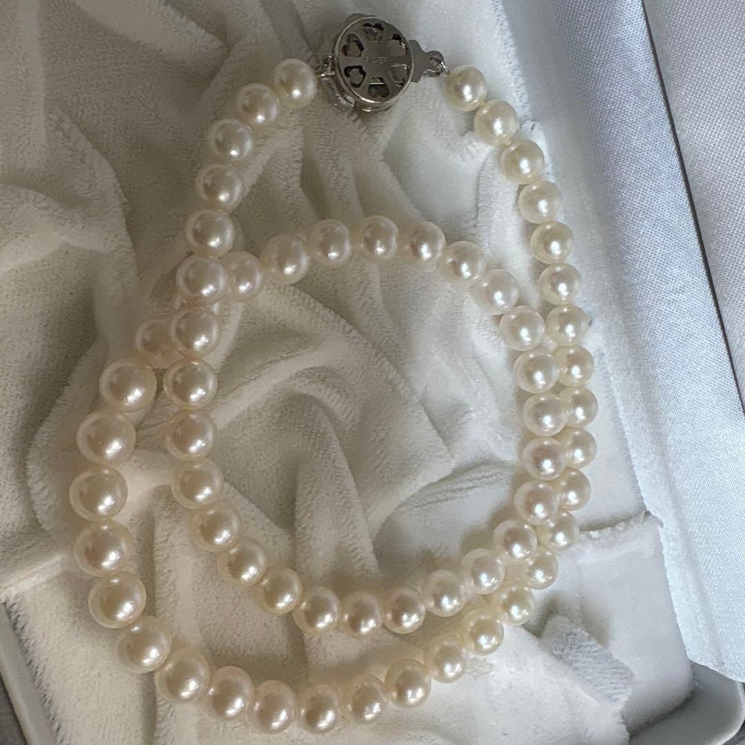 Honora Akoya Pearl Necklace featuring 6.7mm white pearls and a flower-shaped silver clasp, 42cm length