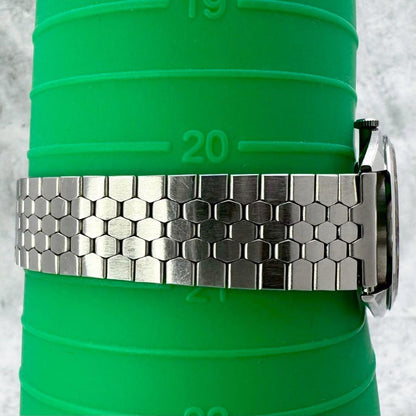 SEIKO 2220-0470 Manual Men's Watch — Japanese