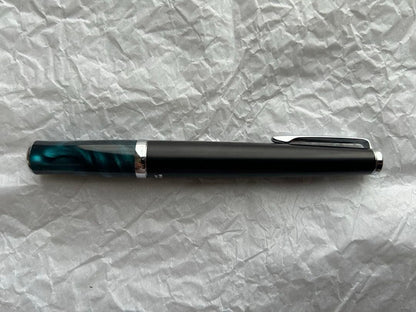 PILOT TIMELINE Eternal Green fountain pen model BTL-5SR-ETG shown in elegant green color