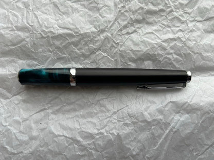 PILOT TIMELINE Eternal Green fountain pen model BTL-5SR-ETG shown in elegant green color