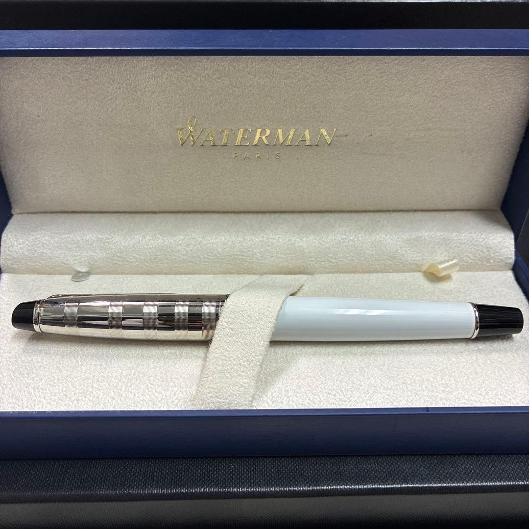 WATERMAN PARIS ballpoint pen with black barrel and chrome accents, 140 mm length, 13 mm diameter