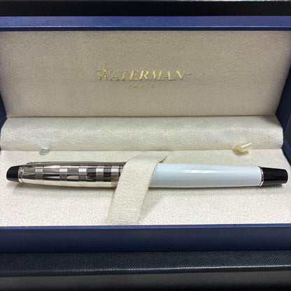 WATERMAN PARIS ballpoint pen with black barrel and chrome accents, 140 mm length, 13 mm diameter