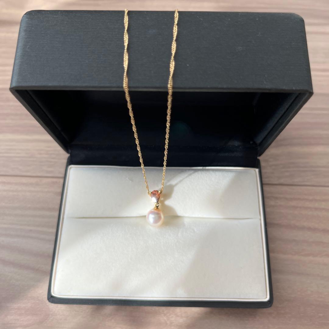 New TASAKI K18 gold necklace with an 8mm rare light pink pearl and pink sapphire pendant