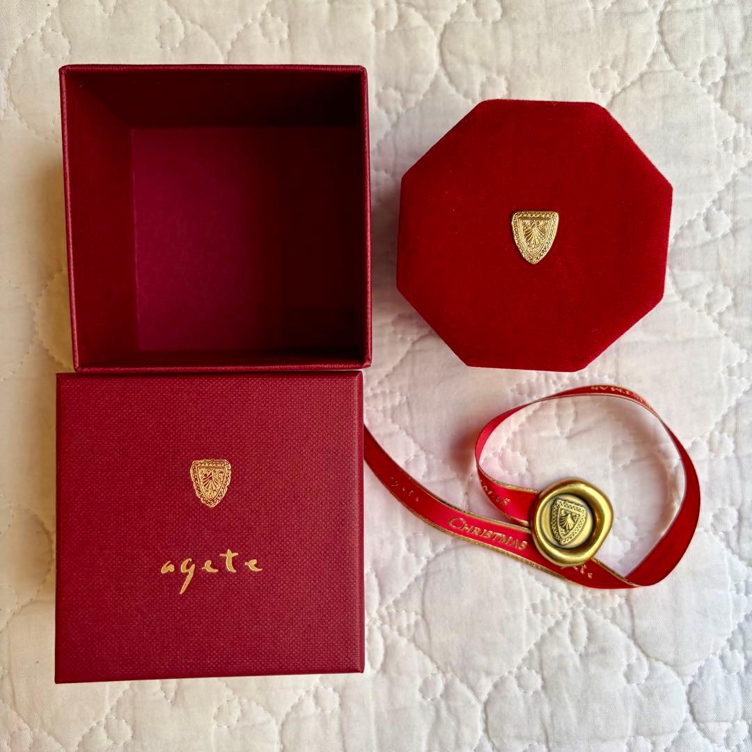 agete K18 gold necklace featuring a single 0.03ct diamond with dedicated box