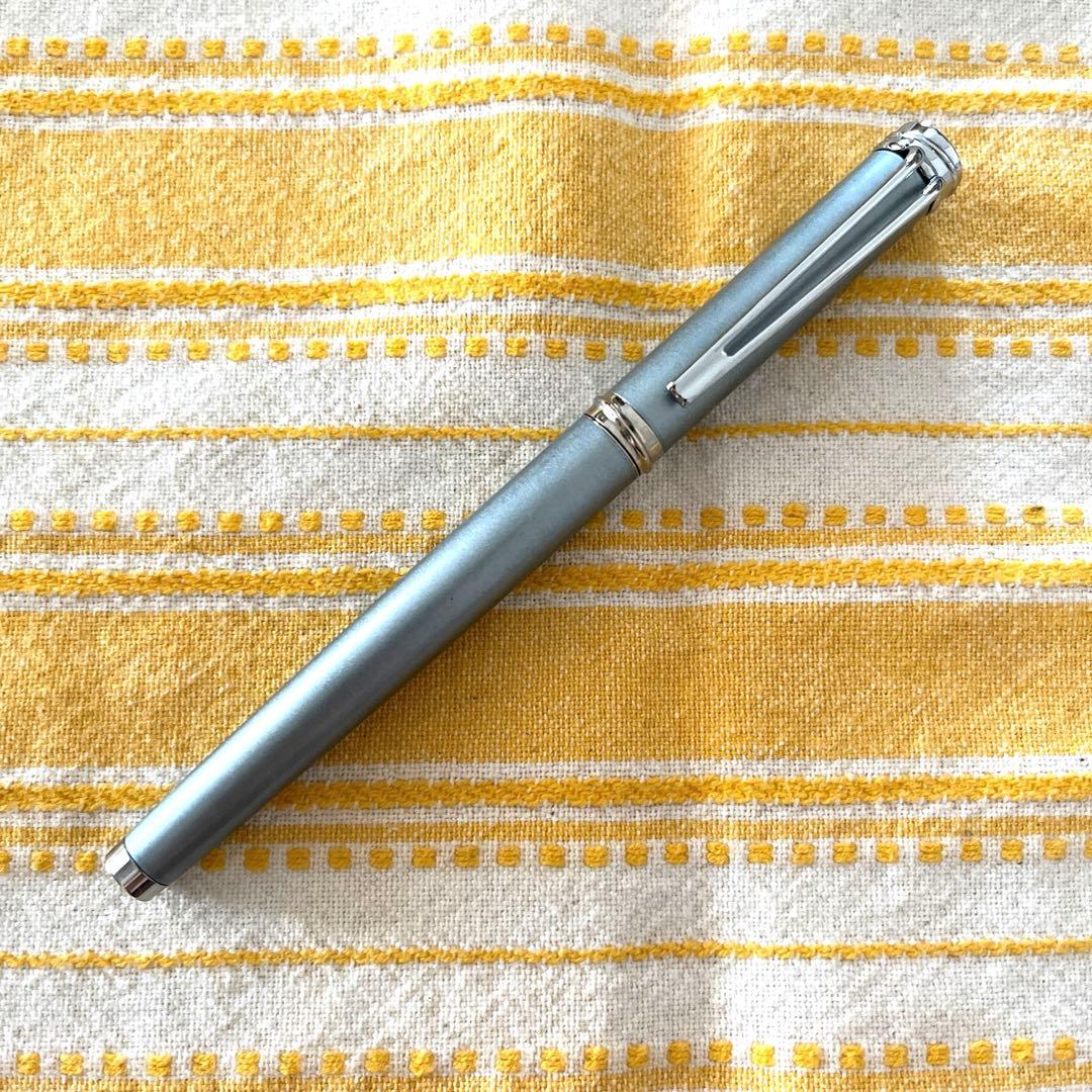 Waterman Harmony Glaisier Blue medium fountain pen with stainless steel 23K plated nib in a slim chic design