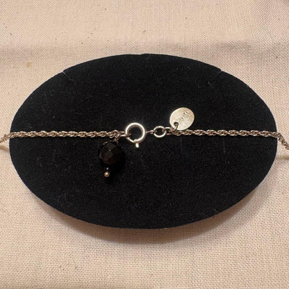 Agete necklace in gold plated sterling silver with onyx stone and two types of adjustable chains