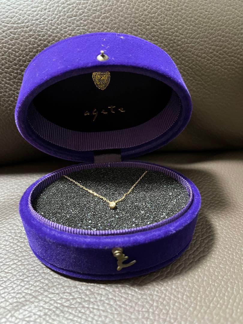 agate K10 10 karat gold diamond necklace 0.01 carat with simple casual design and gold color