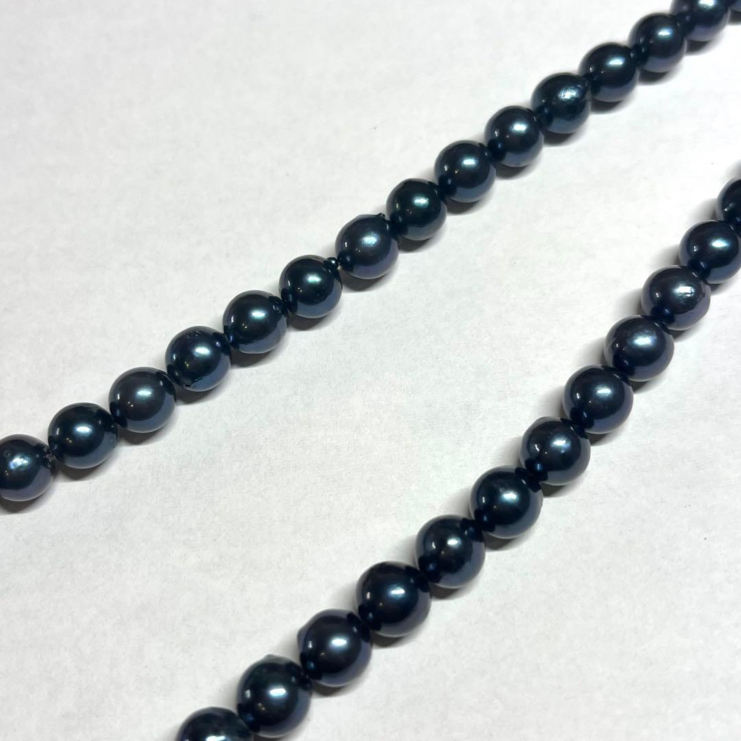 Akoya Pearl black pearl necklace and matching earrings set with pearls sized 6.5-7.0mm and 43cm necklace length