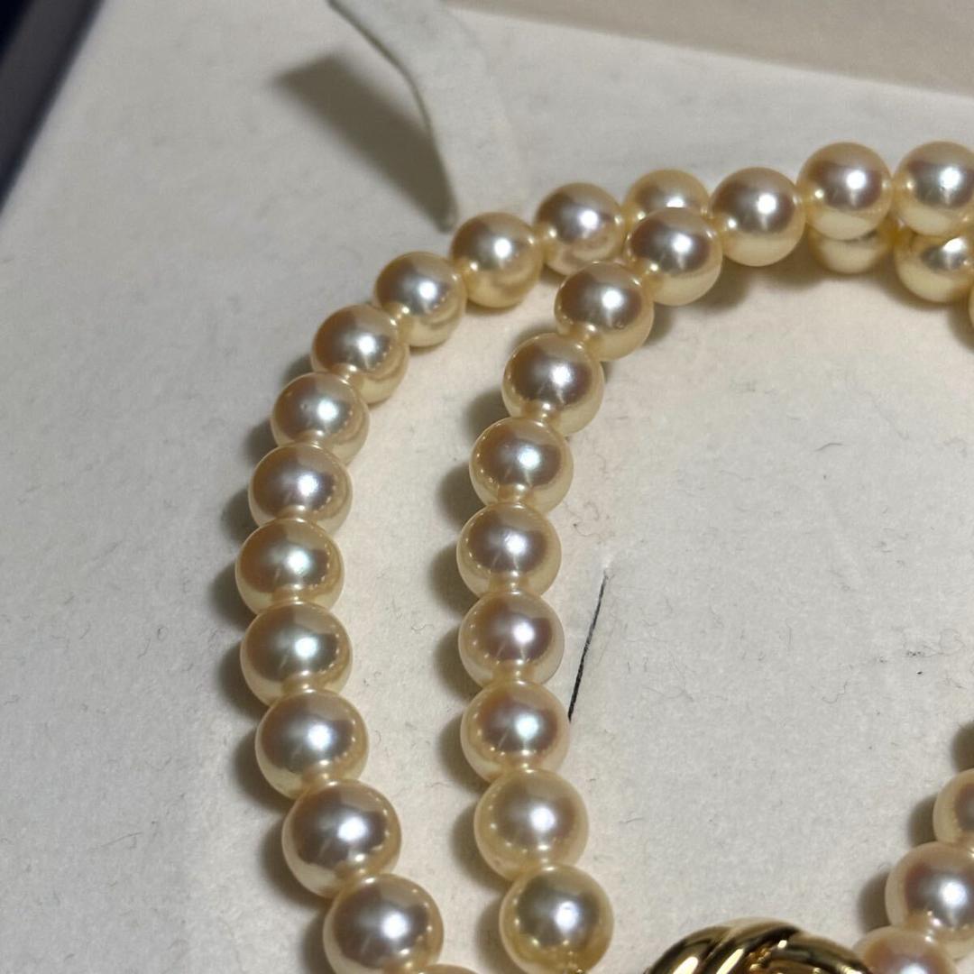 Tasaki Golden Pearl Akoya pearl necklace with 7.0-7.5 mm pearls and silver clasp on a 43 cm chain