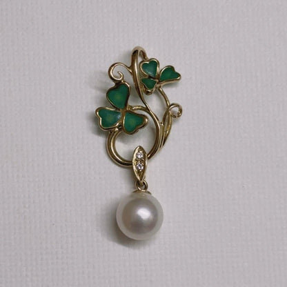 Tamaki TASAKI K18 gold pendant top with enamel and a single Akoya pearl
