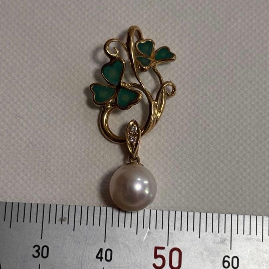 Tamaki TASAKI K18 gold pendant top with enamel and a single Akoya pearl