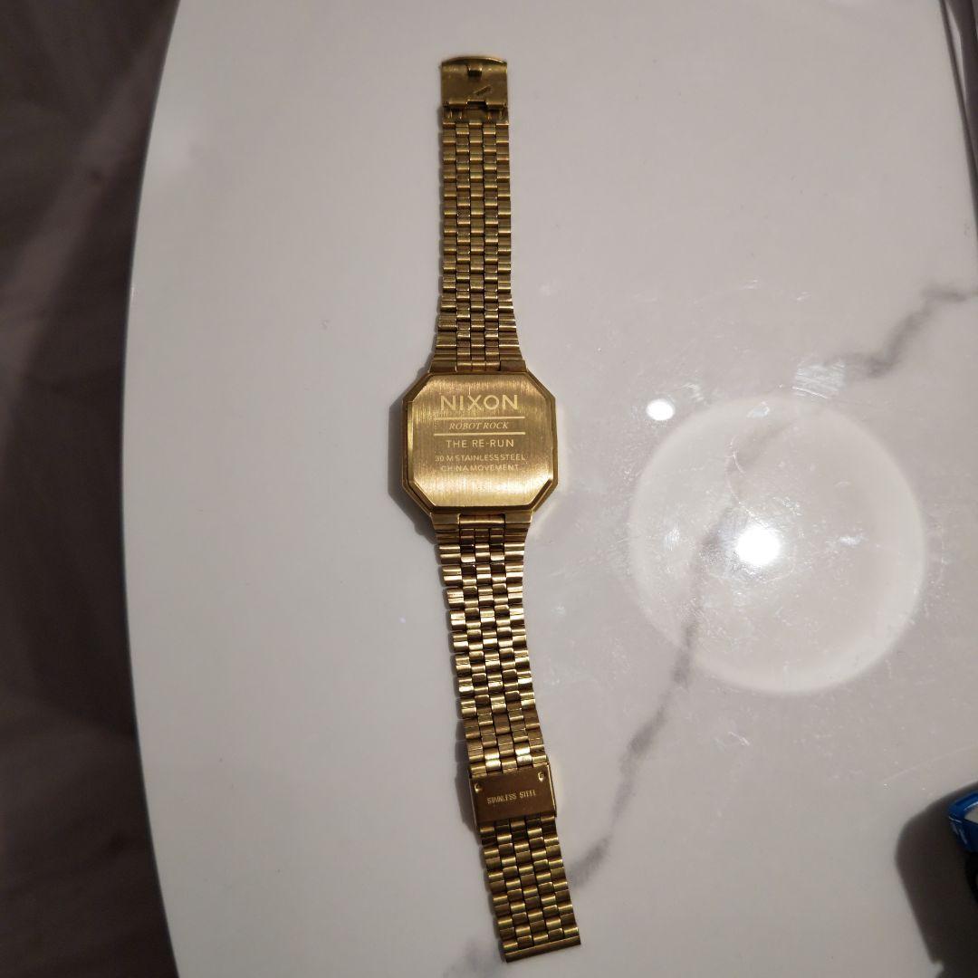 NIXON リランゴールド Digital Men's Watch — Japanese