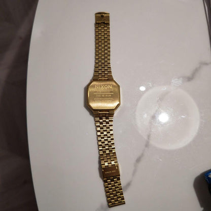 NIXON リランゴールド Digital Men's Watch — Japanese