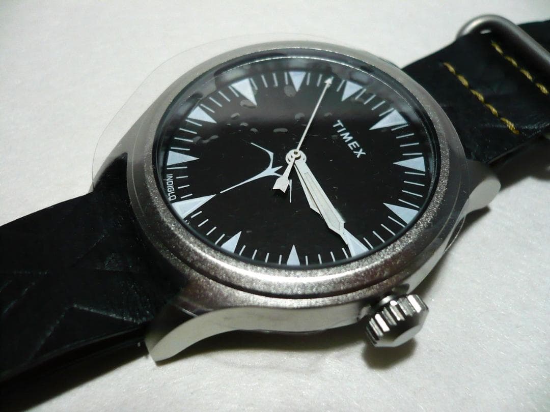 TIMEX TW2T81500 Quartz Men's Watch — Japanese