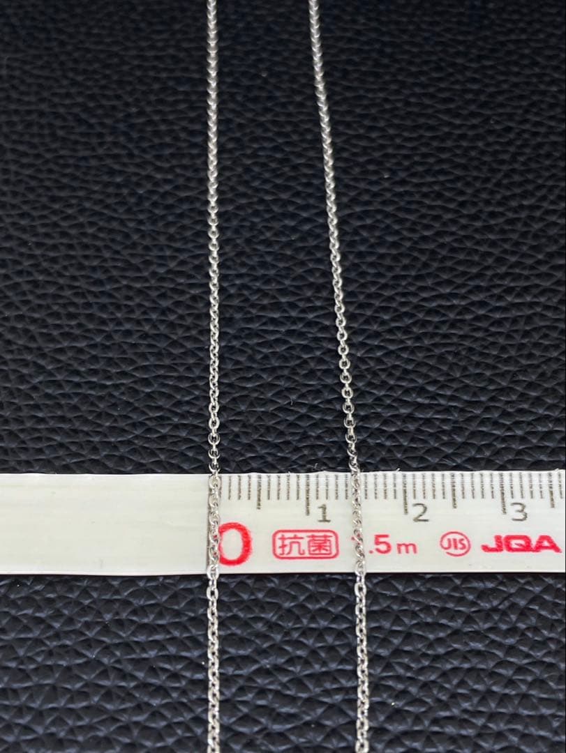 Mikimoto silver necklace featuring a single pearl pendant on a 40cm chain