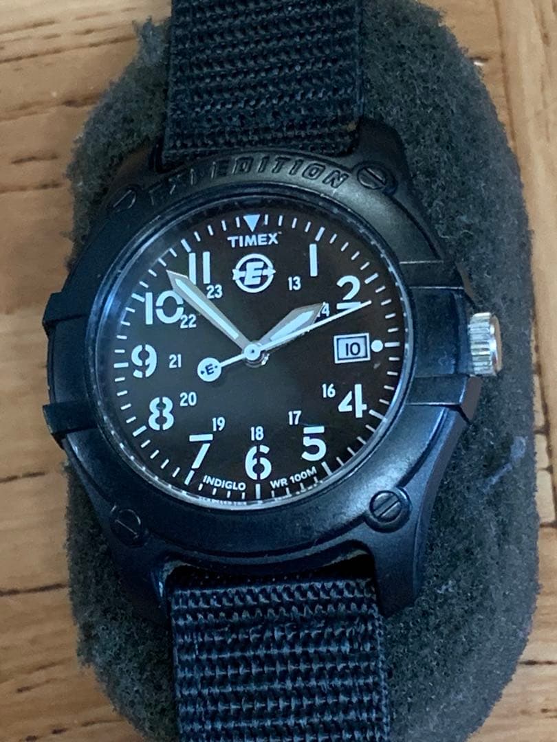TIMEX 905 S9 QZ Quartz Men's Watch — Japanese