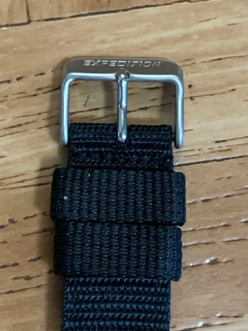 TIMEX 905 S9 QZ Quartz Men's Watch — Japanese
