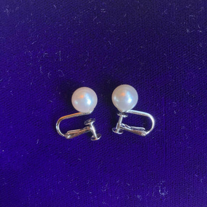 Akoya genuine pearl necklace and matching earrings set in silver white gold with 7-7.5mm pearls