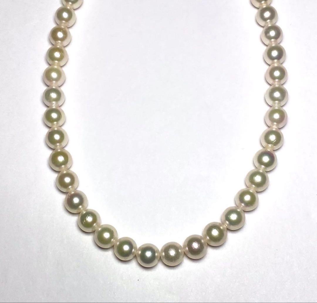 D2215 large Akoya pearl necklace with 8.0-8.5mm pearls measuring 42 cm length