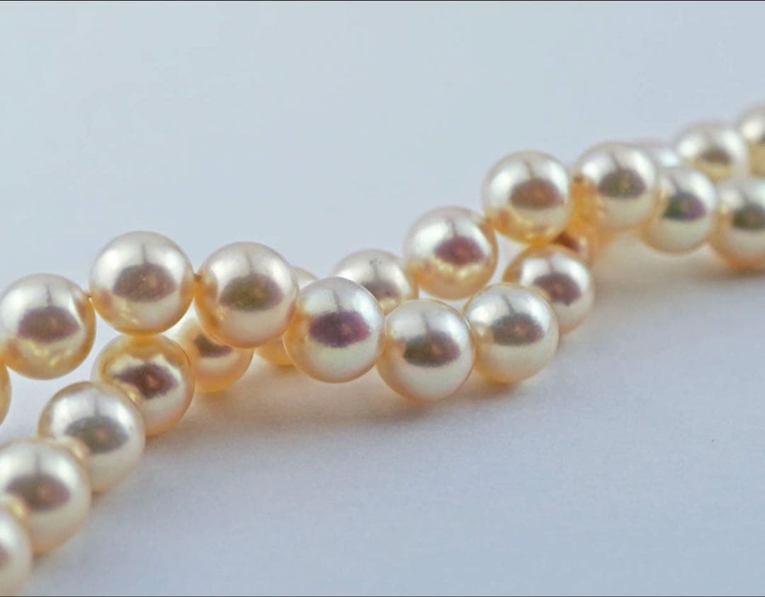 Akoya pearl jewelry set with 8.0mm necklace, pt900 diamond ring, and Pt850 earrings
