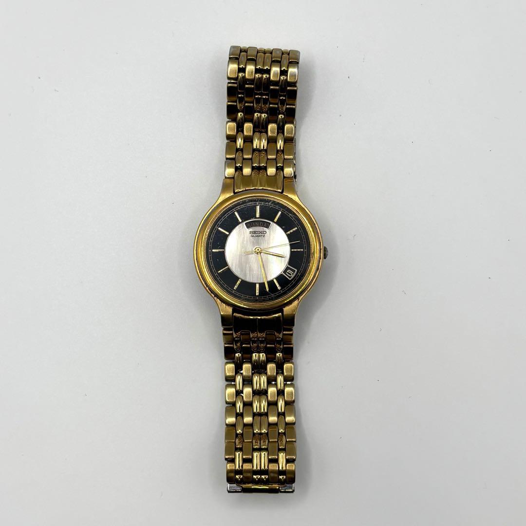 SEIKO Day-Date Quartz Men's Watch — Japanese