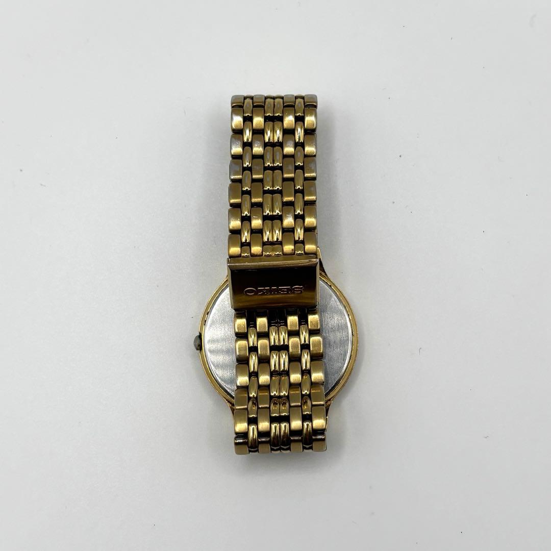 SEIKO Day-Date Quartz Men's Watch — Japanese