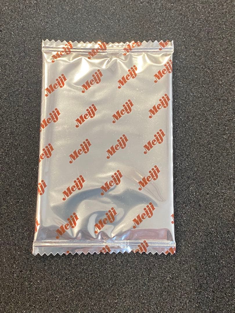 Yu-Gi-Oh Unopened Yu-Gi-Oh! Meiji Cocoa Emblem Card Pack — Japanese