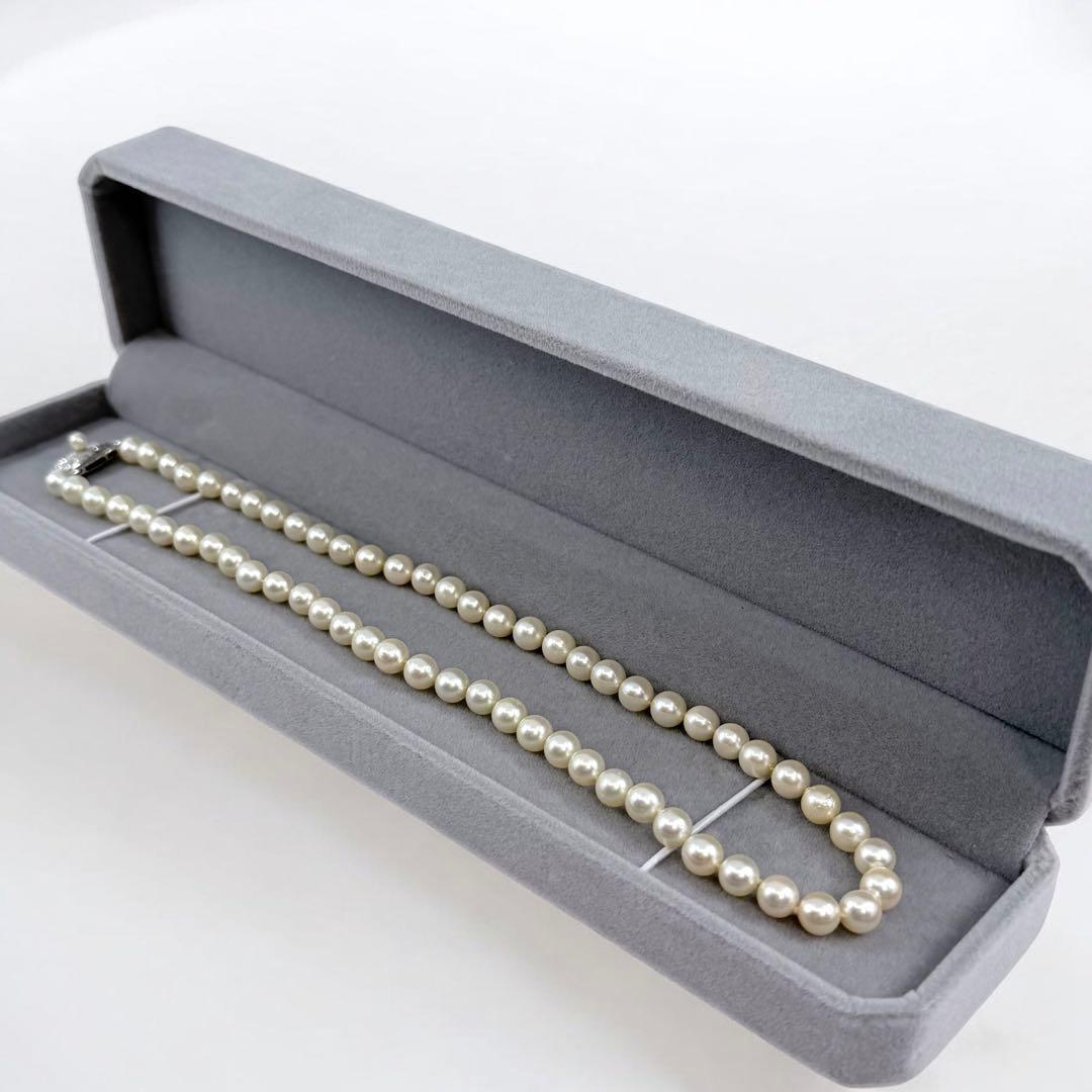 Tasaki Akoya pearl necklace with 6.5mm round pearls and silver clasp, 40cm length