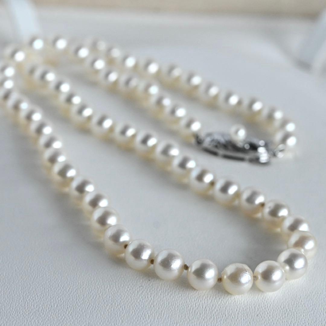 Tasaki Akoya pearl necklace with 6.5mm round pearls and silver clasp, 40cm length