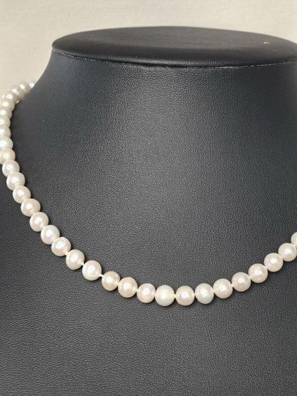 Akoya pearl necklace with 6-6.5mm luminous pearls on a 43cm S925 silver all knot chain