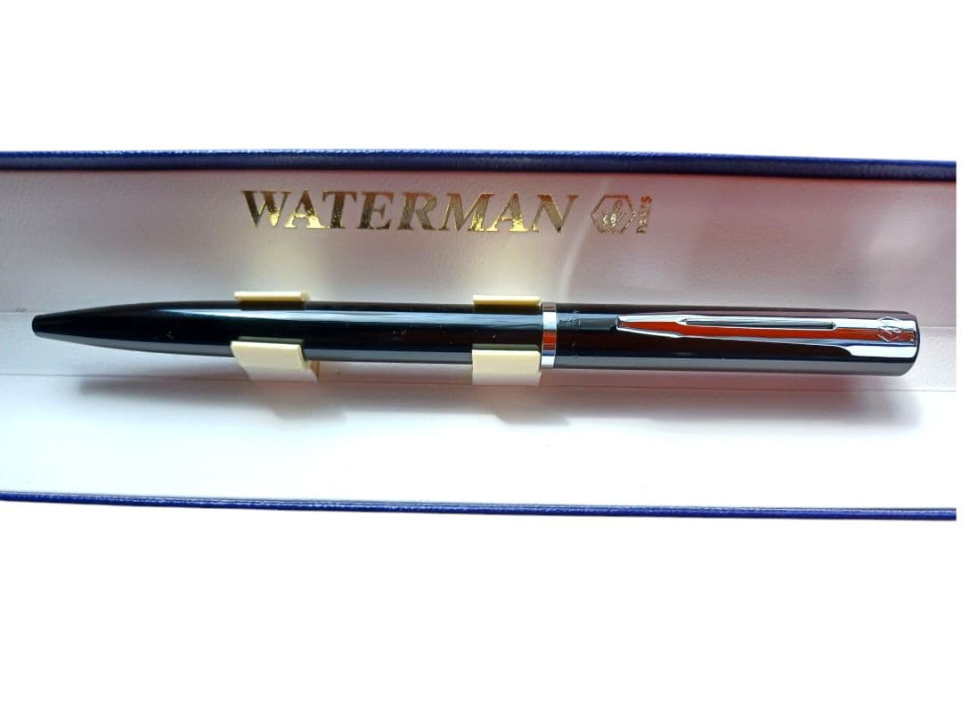 WATERMAN black ballpoint pen with black ink and included box for elegant writing