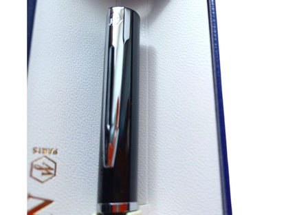 WATERMAN black ballpoint pen with black ink and included box for elegant writing
