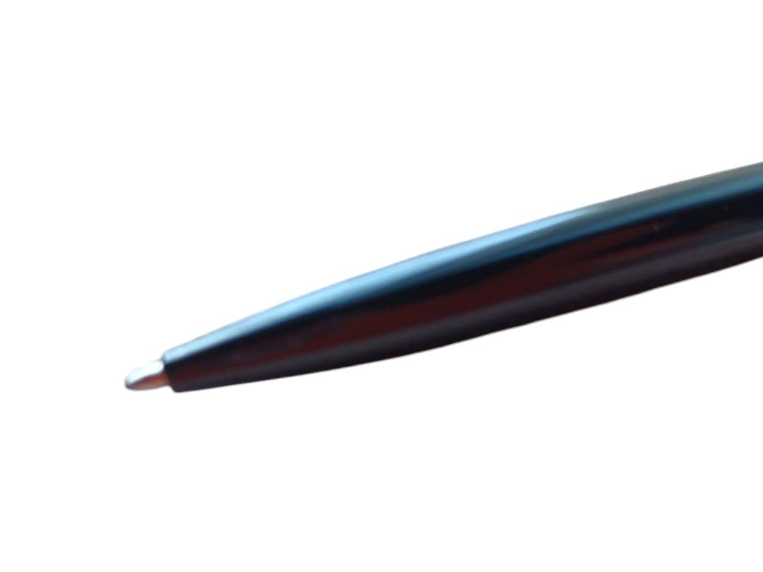 WATERMAN black ballpoint pen with black ink and included box for elegant writing