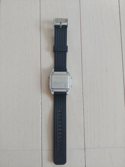 NIXON STAPLE Digital Men's Watch — Japanese