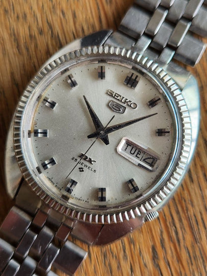 SEIKO 5 Deluxe FD Automatic Men's Watch — Japanese