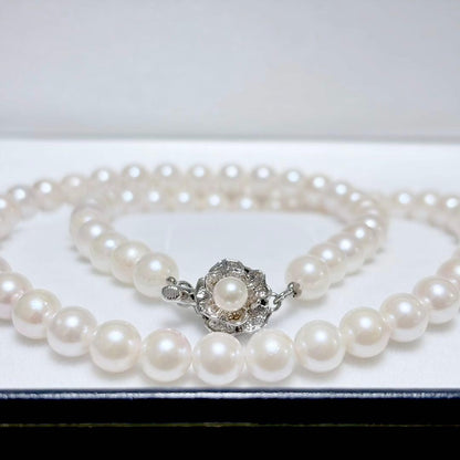 Akoya genuine pearl necklace with 6.8-6.9mm white pearls and silver clasp, 45.5 cm length