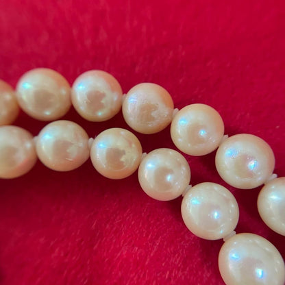 A33 Akoya pearl necklace with approximately 6mm genuine pearls on a 44cm cord