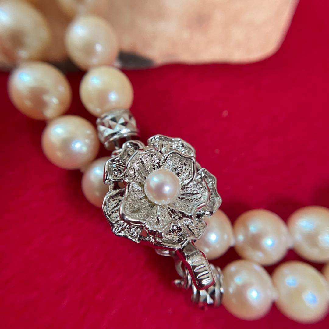 A33 Akoya pearl necklace with approximately 6mm genuine pearls on a 44cm cord