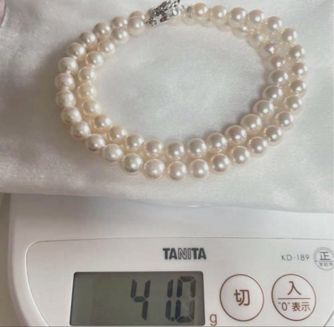 Vintage Akoya pearl necklace with 59 white semi-round pearls, 8mm size, 46cm length