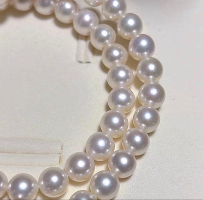 TASAKI Akoya pearl necklace with 8.5mm high luster pearls, 42.5cm length, displayed on white background