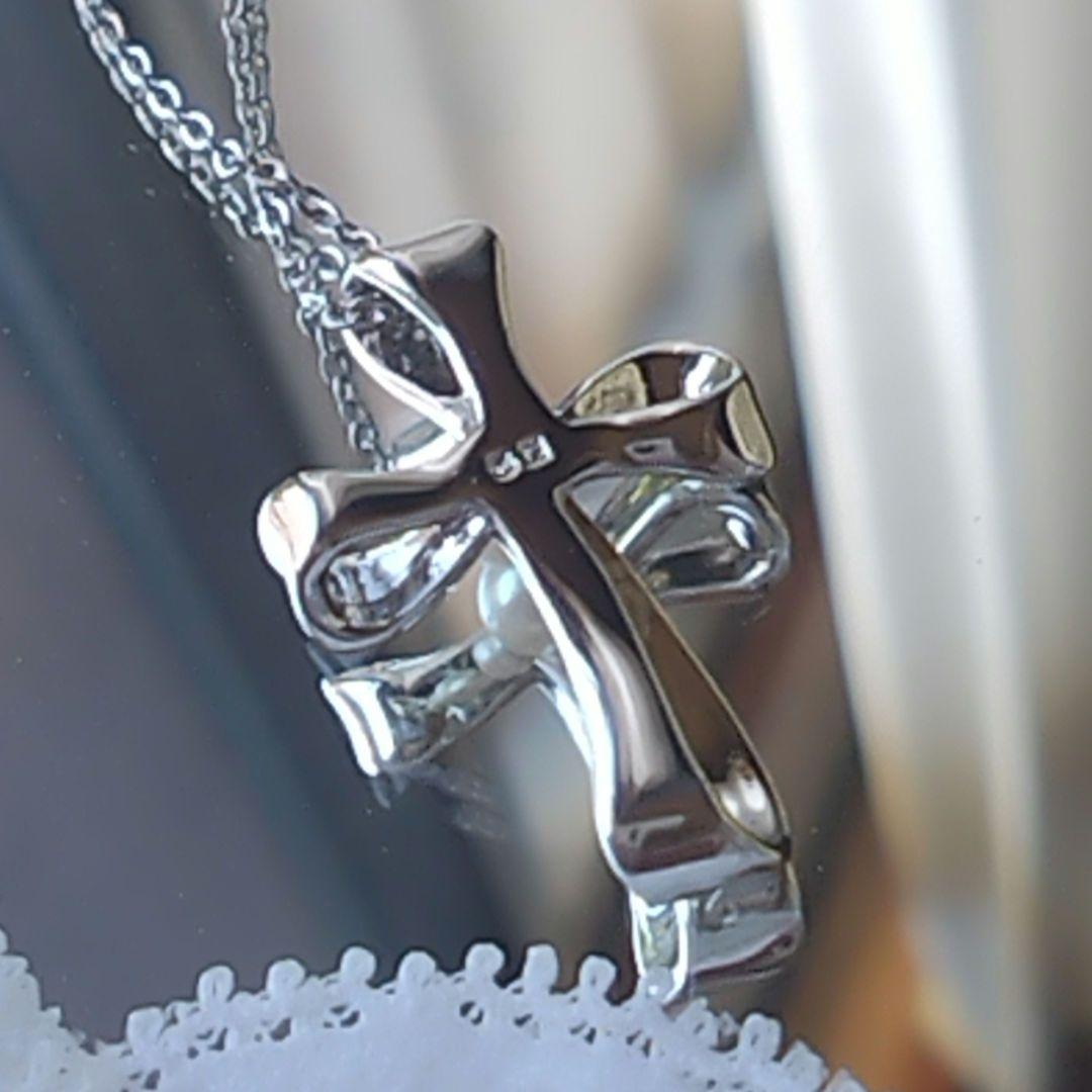 MIKIMOTO Silver Pearl Cross Necklace with 40 cm chain displayed on white background